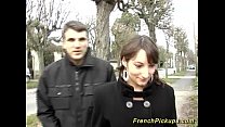 Красивая французская студентка сосет член взрослого декана за зачет